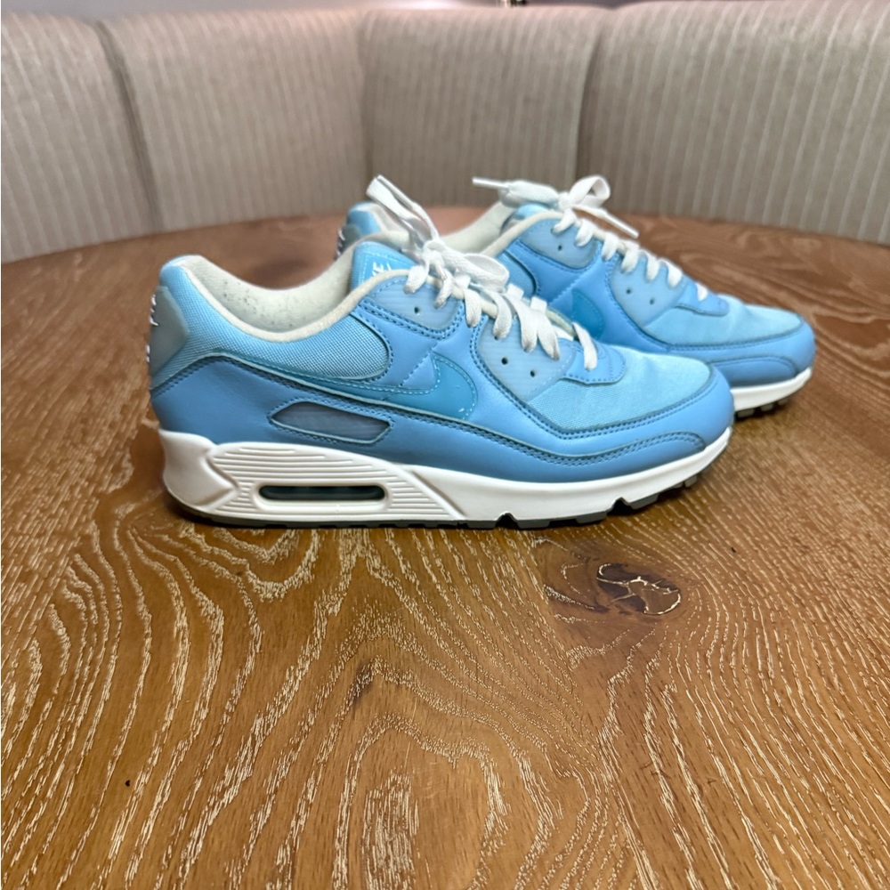 Nike air max 90 blue chill.  Worn a few times. 9/10 condition